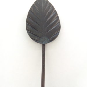 604.12 LEAF FOR ART 604.1 1-1/4"W 3-1/8"H